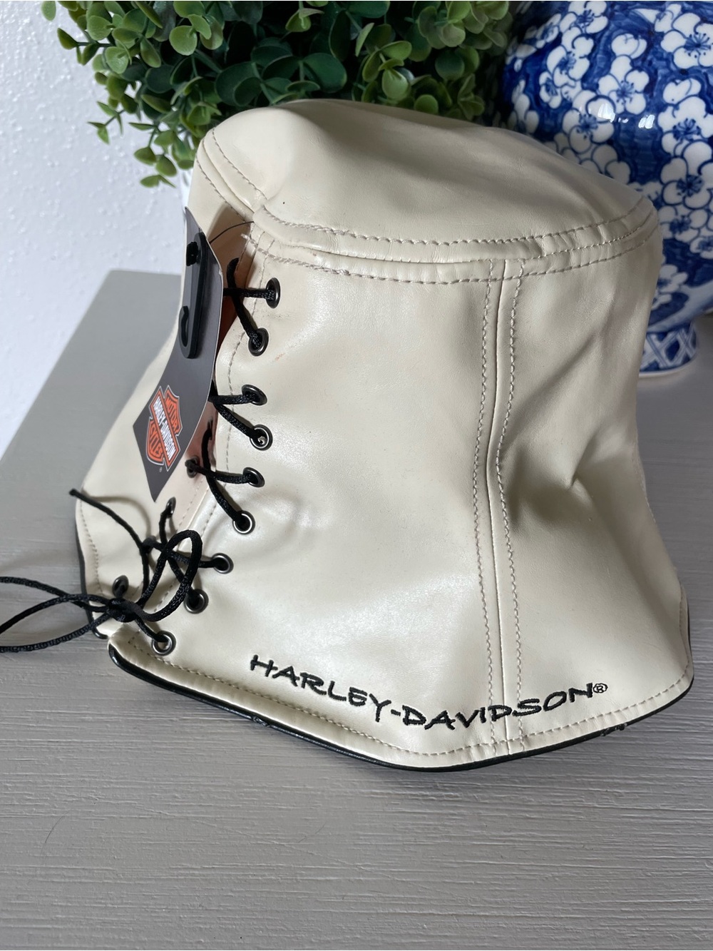 Brand New Harley-Davidson Ivory White PU Leather Bucket Hat Lace Up
